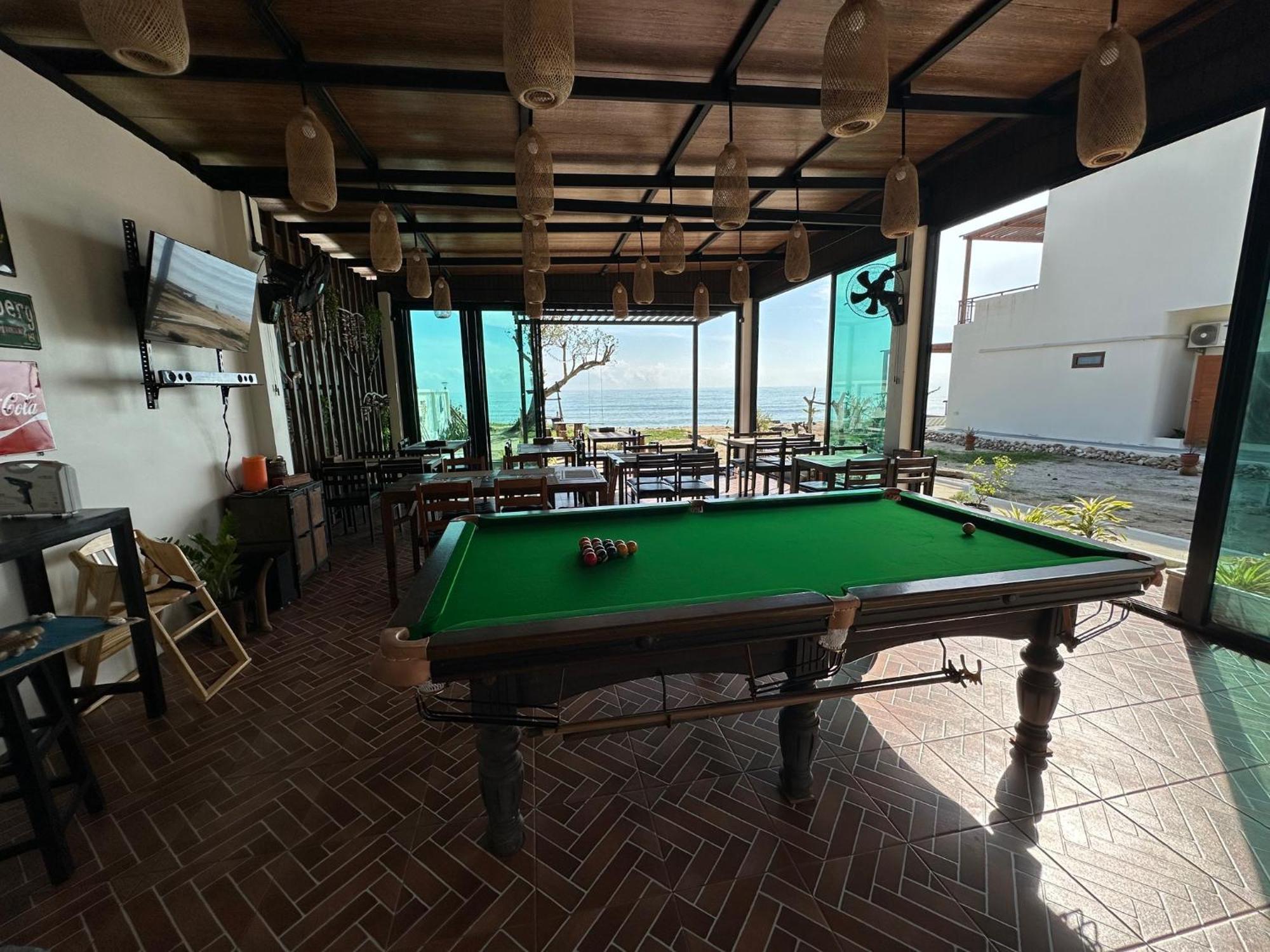 Chansi Beachresort Thaszala Kültér fotó